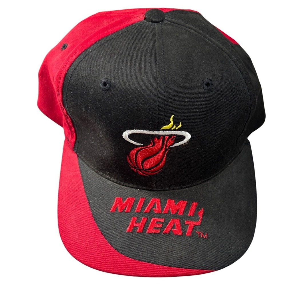 Rare Vintage Miami Heat Snapback Hat Inko Headwear NBA Capital Bank Basketball